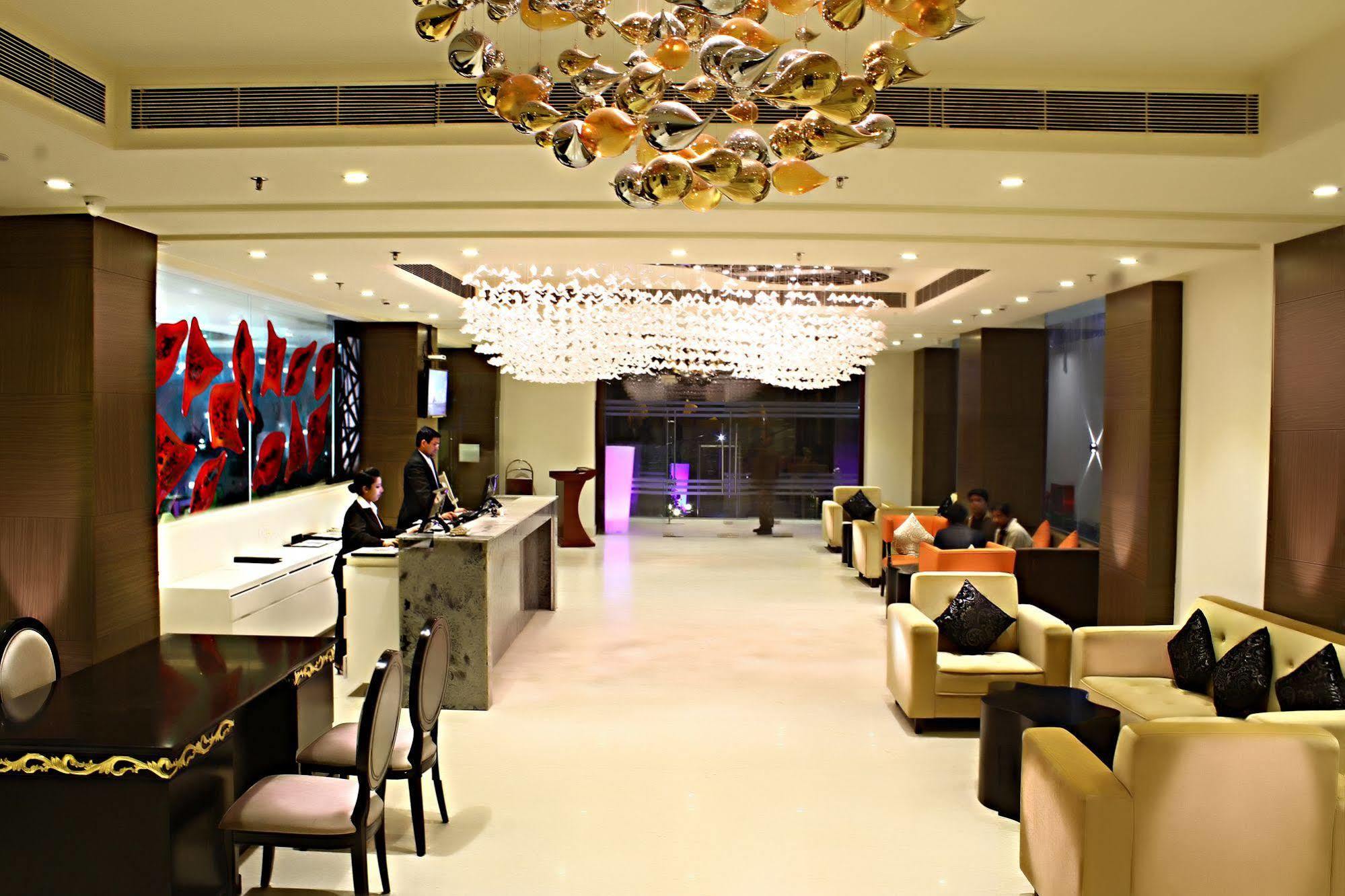 The Panache Hotel Patna  Buitenkant foto