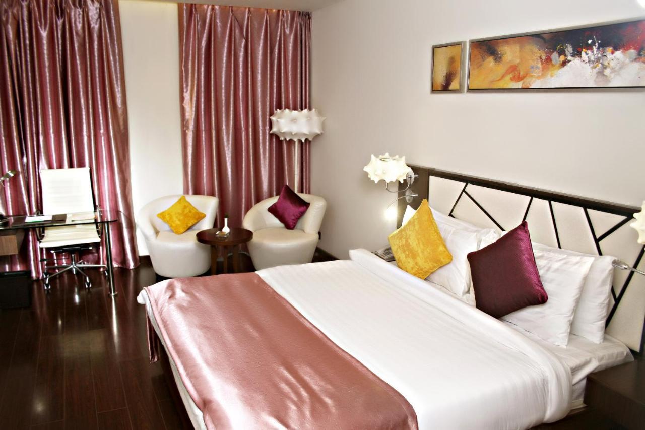 The Panache Hotel Patna  Buitenkant foto